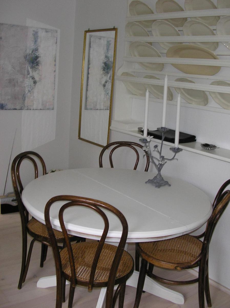 Bed & Kitchen Rugbjergvej - Housity