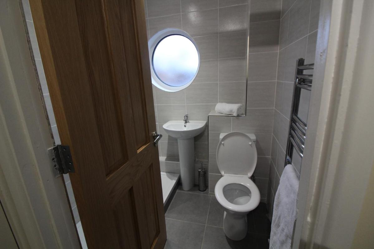 Townlets Serviced Accommodation Salisbury - Housity