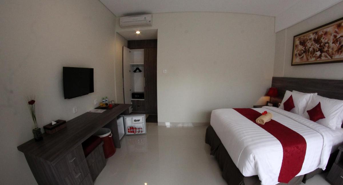 Puri Kesari Guest House - Housity