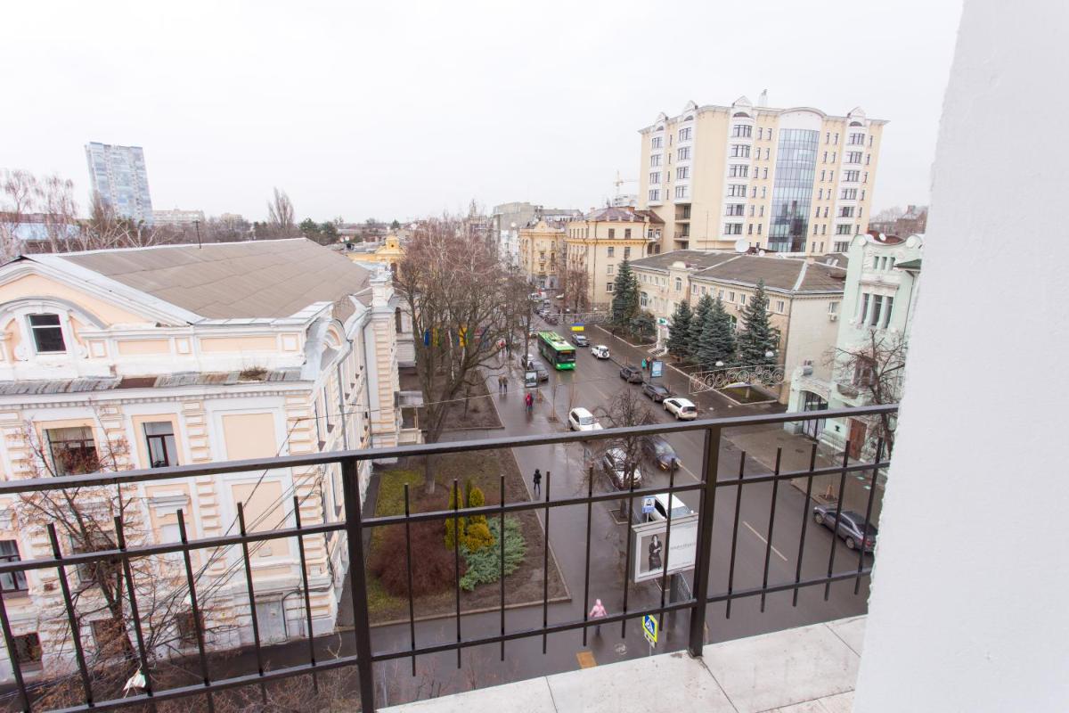 Suitetrails - Sumskaya ApartHotel