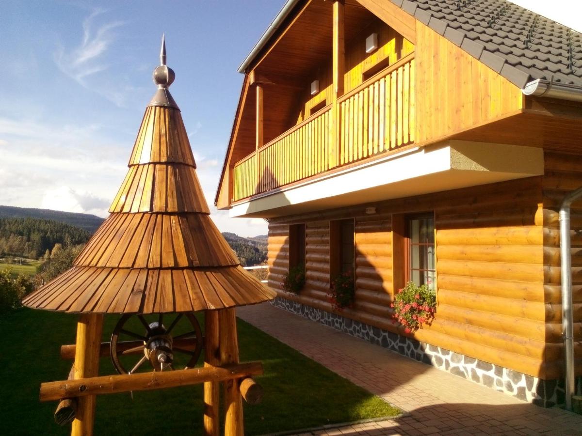 Apartmány Lucie - Housity