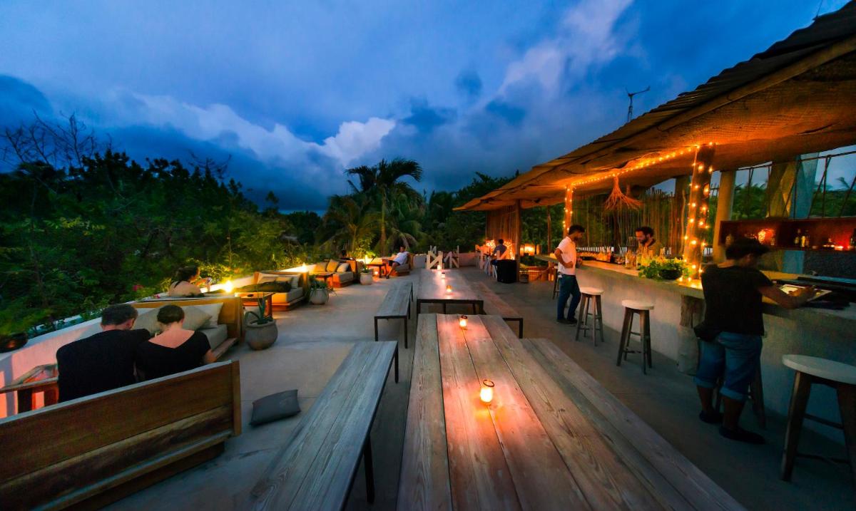 Mamasan Treehouses & Cabins - Housity