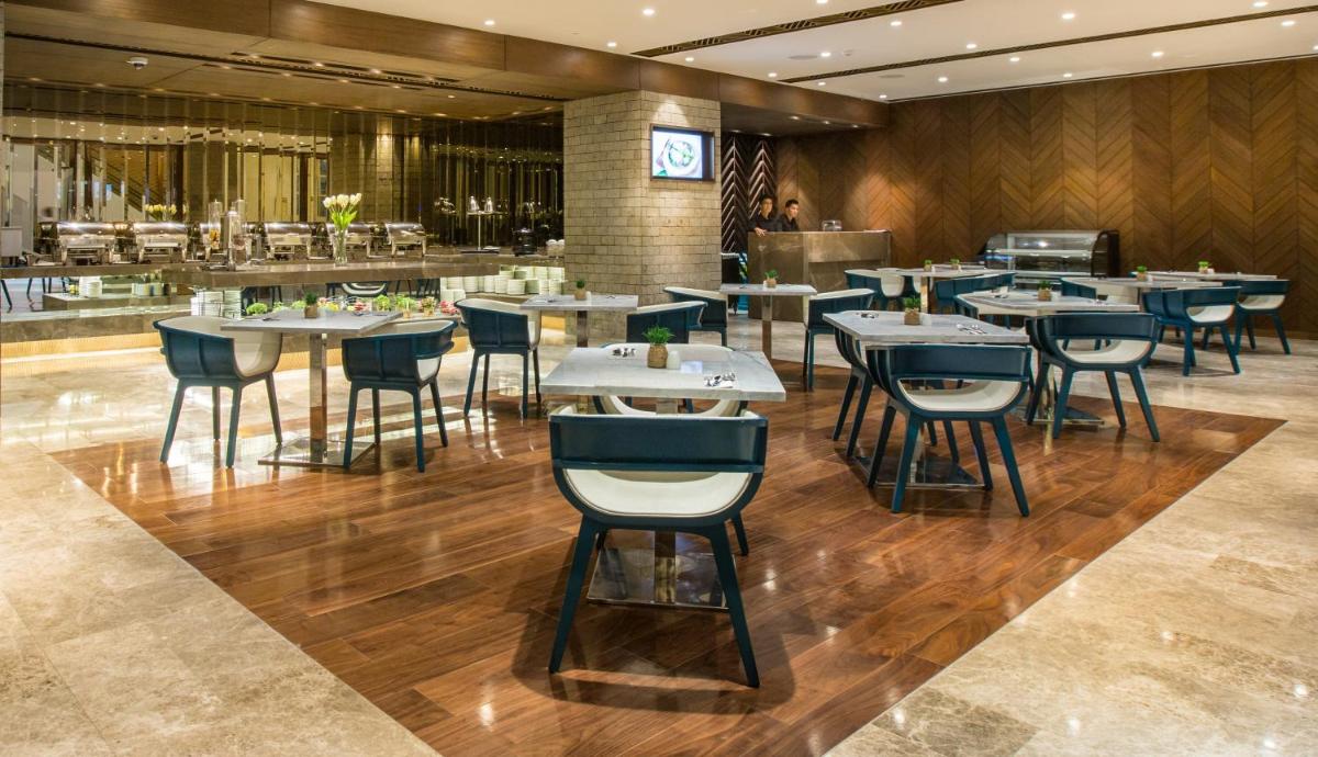 Suitetrails - Winford Resort and Casino Manila
