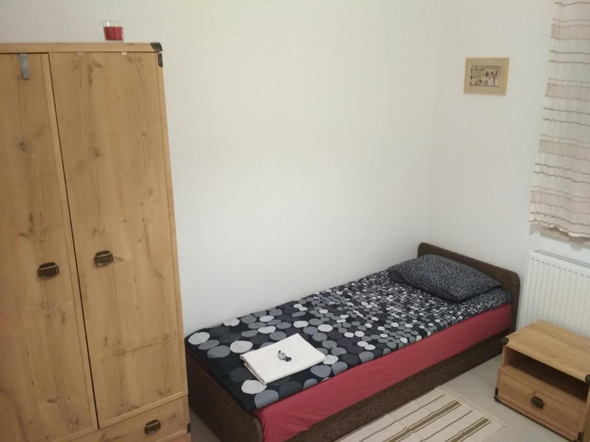 Apartament Scorpion Modlin - Housity