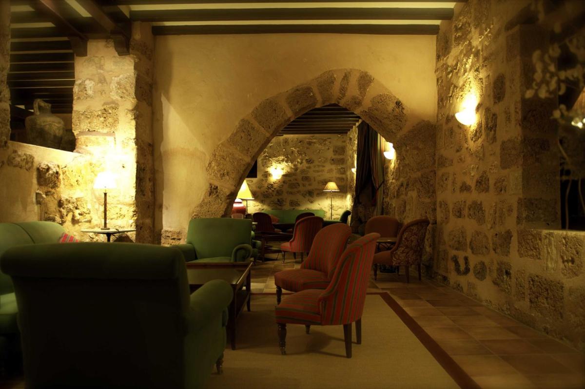 Monasterio De Piedra - Housity