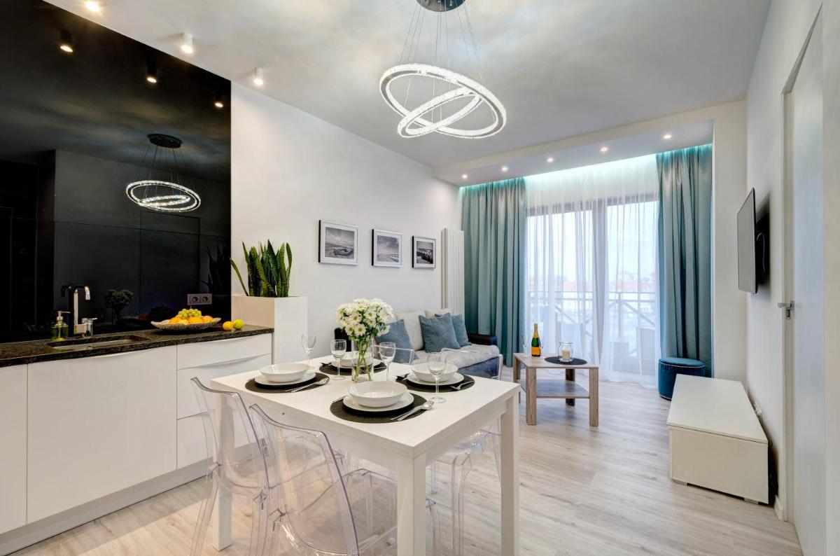 Live & Travel Apartments Number 1 - Housity