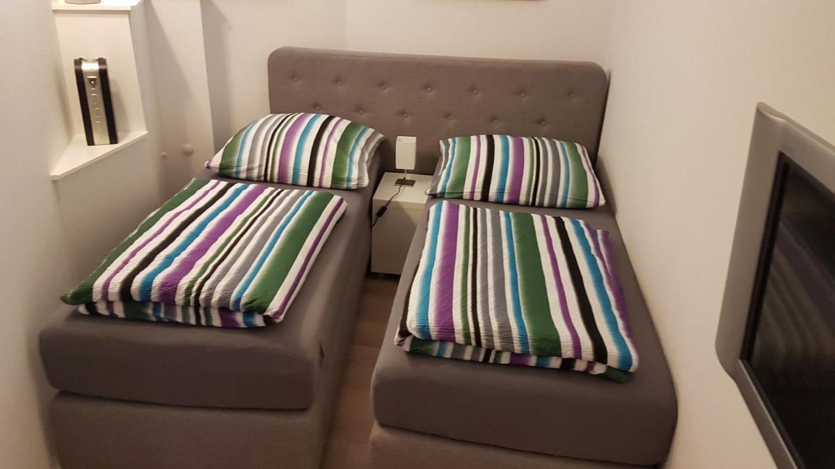 Pension Apartment Burscheid - Housity