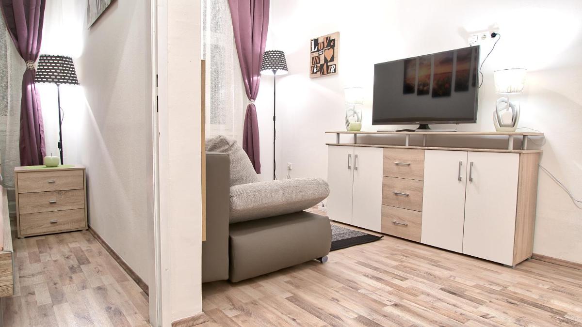 SpongeBob Apartment - Housity