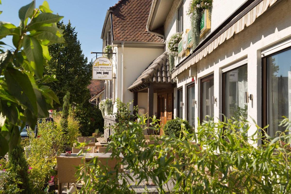 Leuchtners an der Rennbahn - Housity