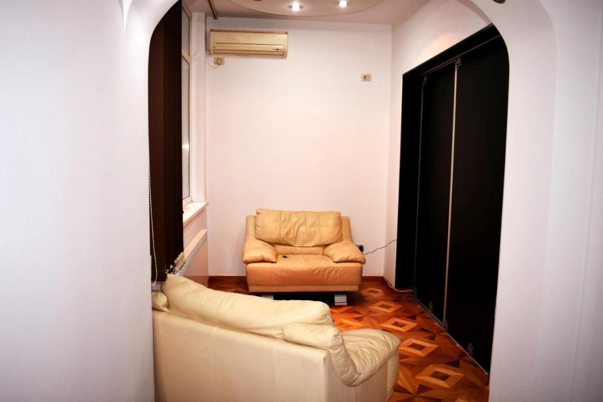 Grand Central Accomodation Sala Palatului - Housity