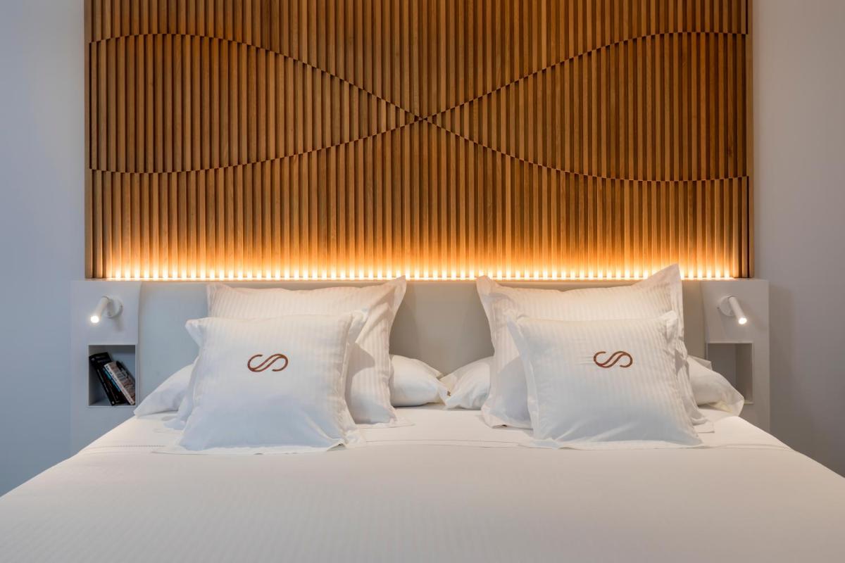 Cama o camas de una habitación en Royal Hideaway Corales Suites
