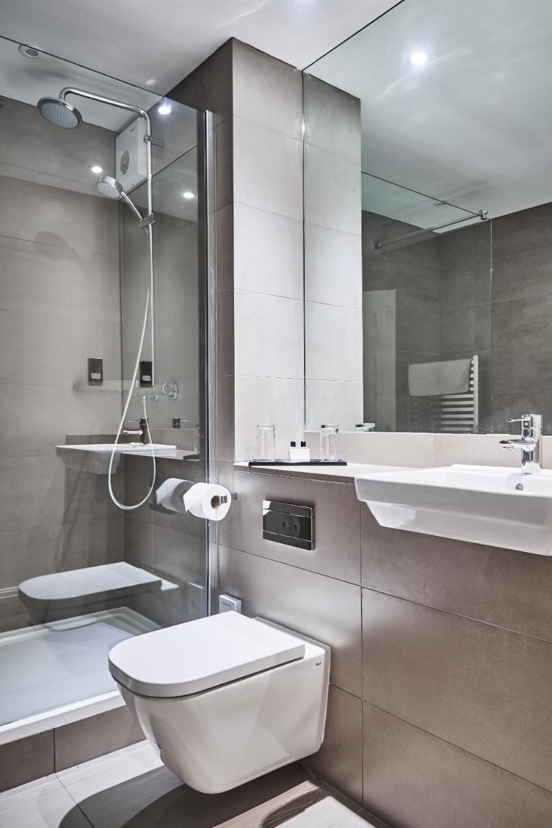 Wrightington Hotel & Health Club - Housity