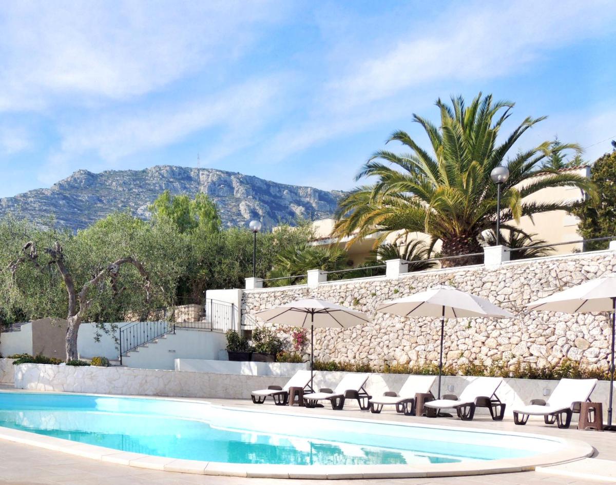 Charming Puglia Villa Simone - Housity