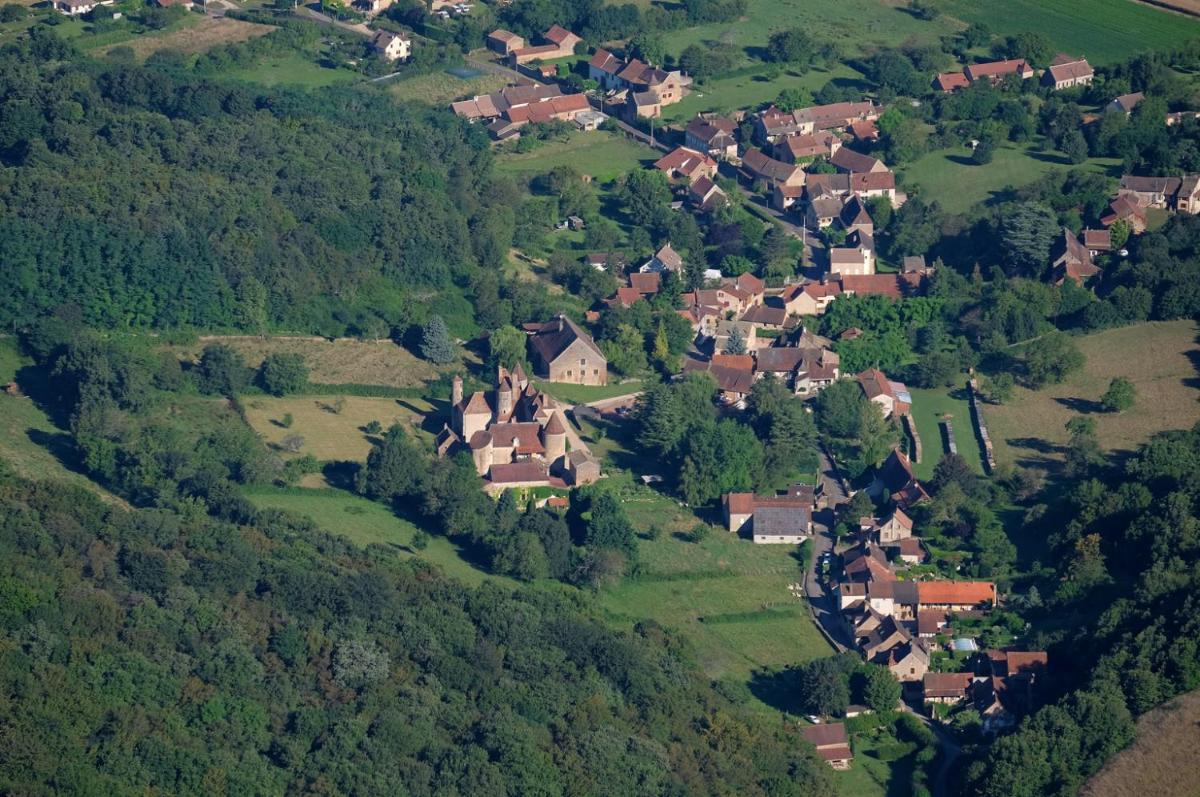 Chateau de Balleure - Housity