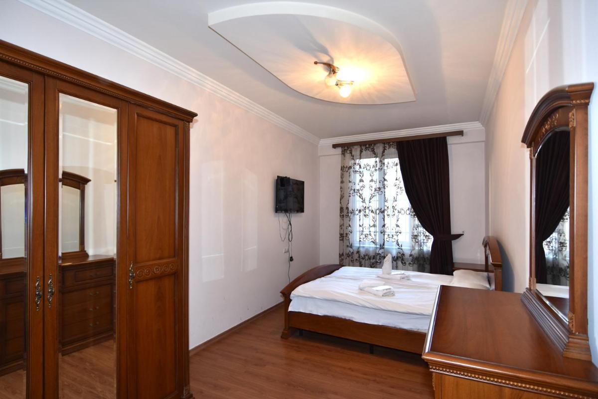 Suitetrails - Rent Inn Yerevan on North Avenue