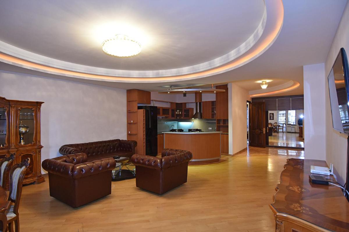 Suitetrails - Rent Inn Yerevan on North Avenue