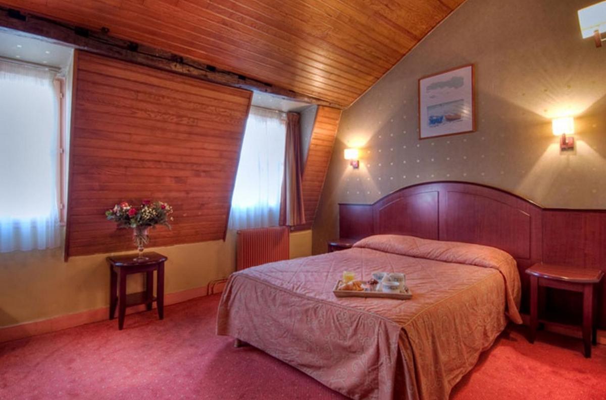 Hotel Le Faubourg Opera - Housity