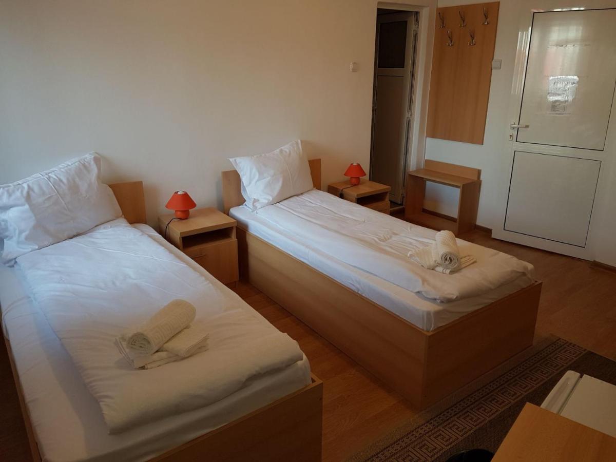 Piete Targuri Si Oboare - Housity