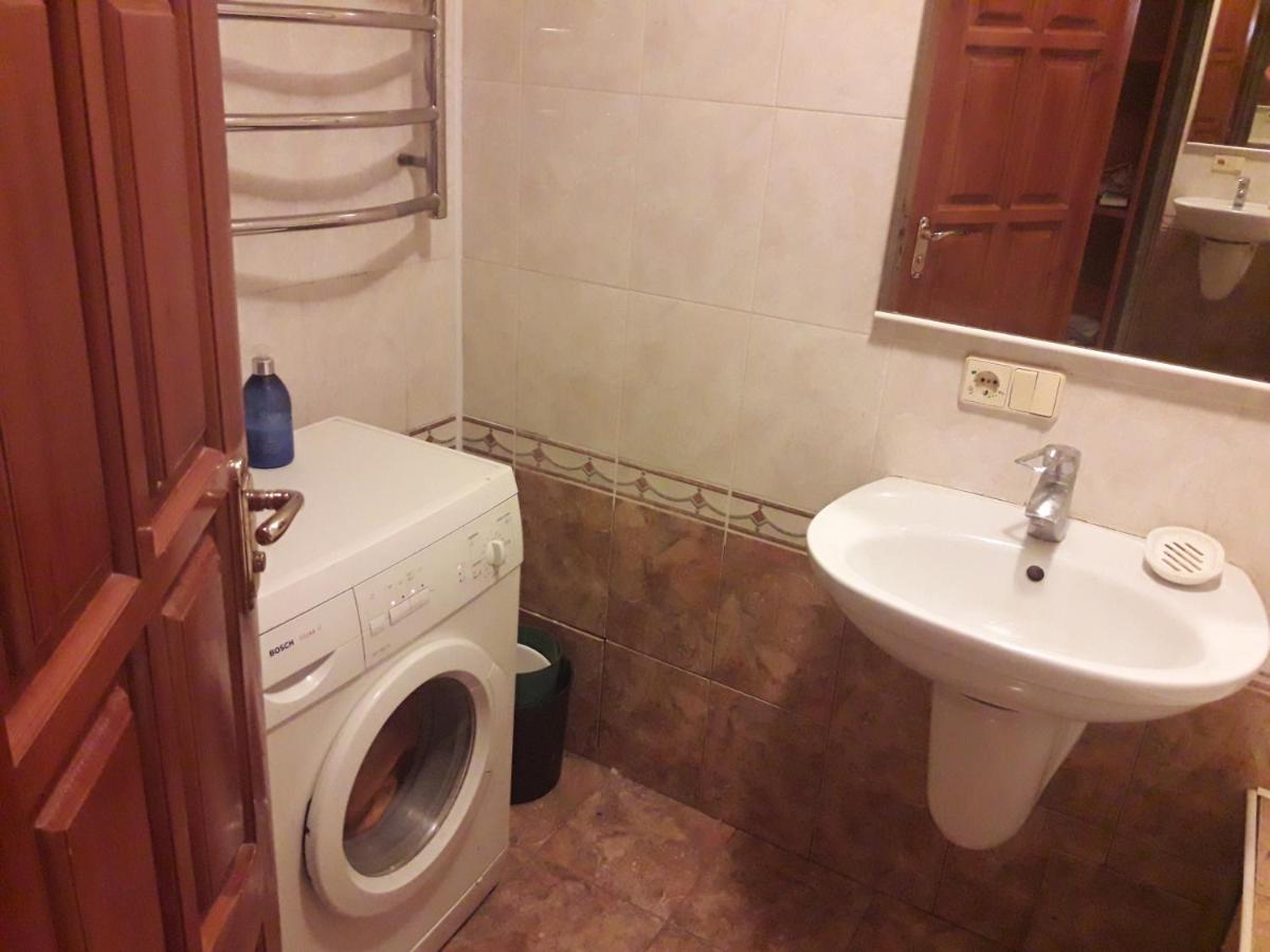 Suitetrails - Appartment near m. 23 Serpnya