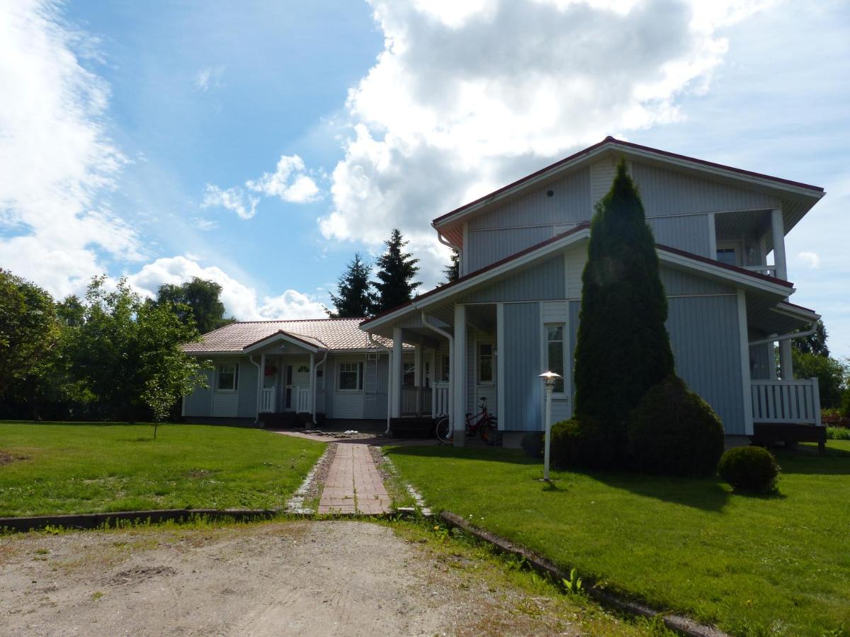 Westbay Inn - Housity