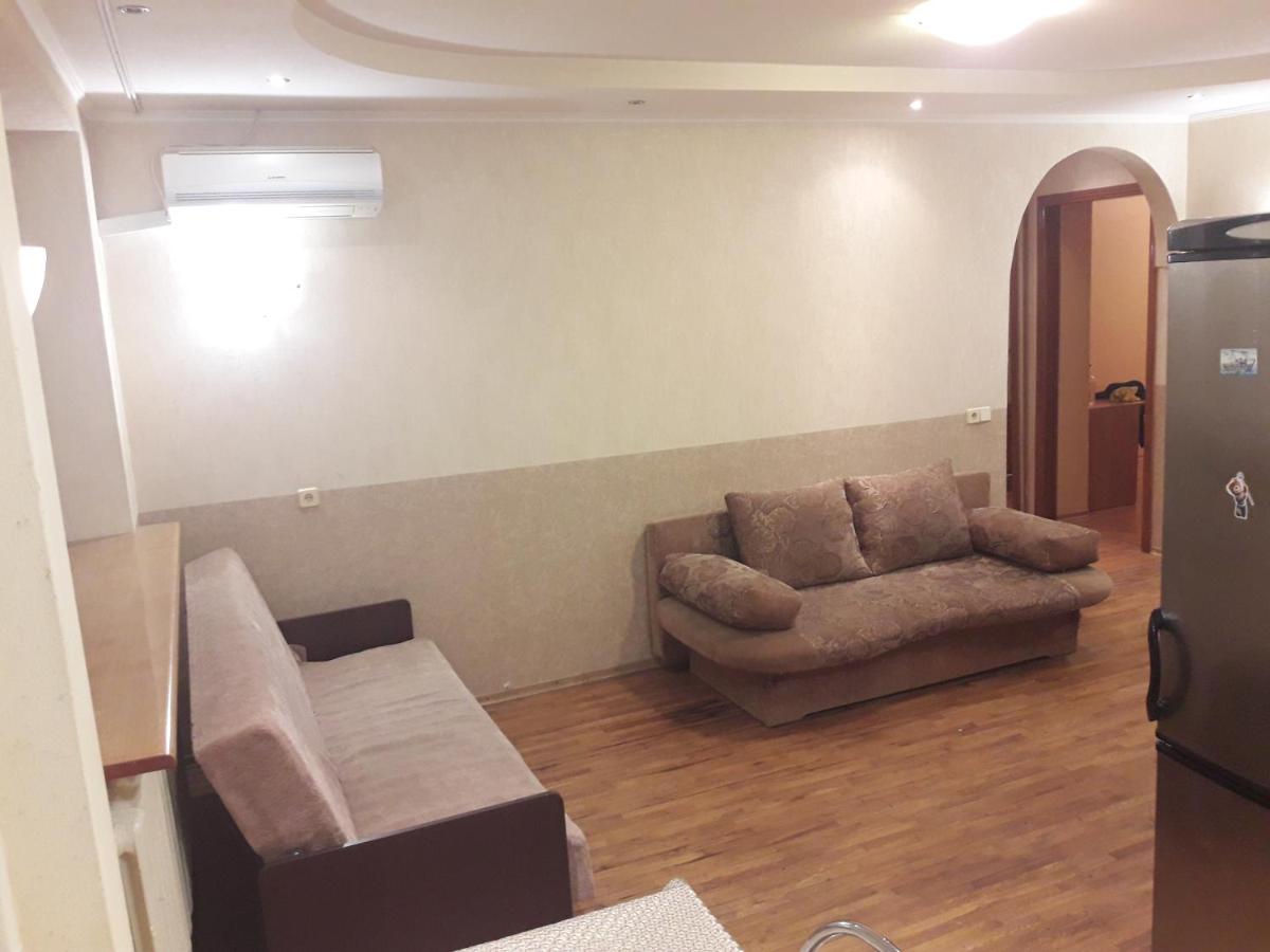 Suitetrails - Appartment near m. 23 Serpnya