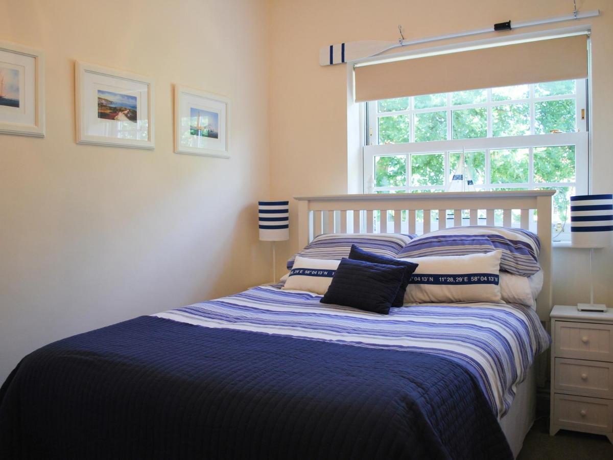 4 The Old Smithy - Housity