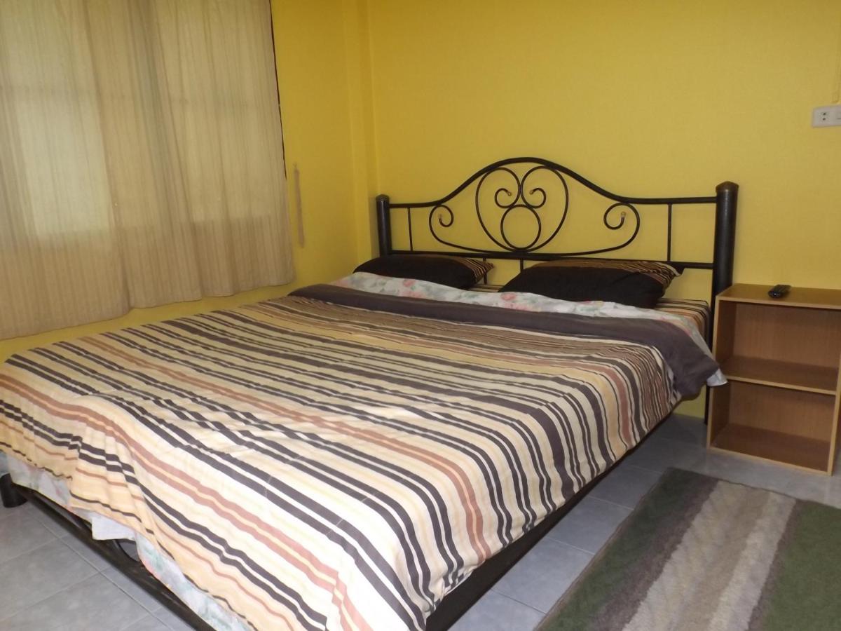 Mango House - Housity