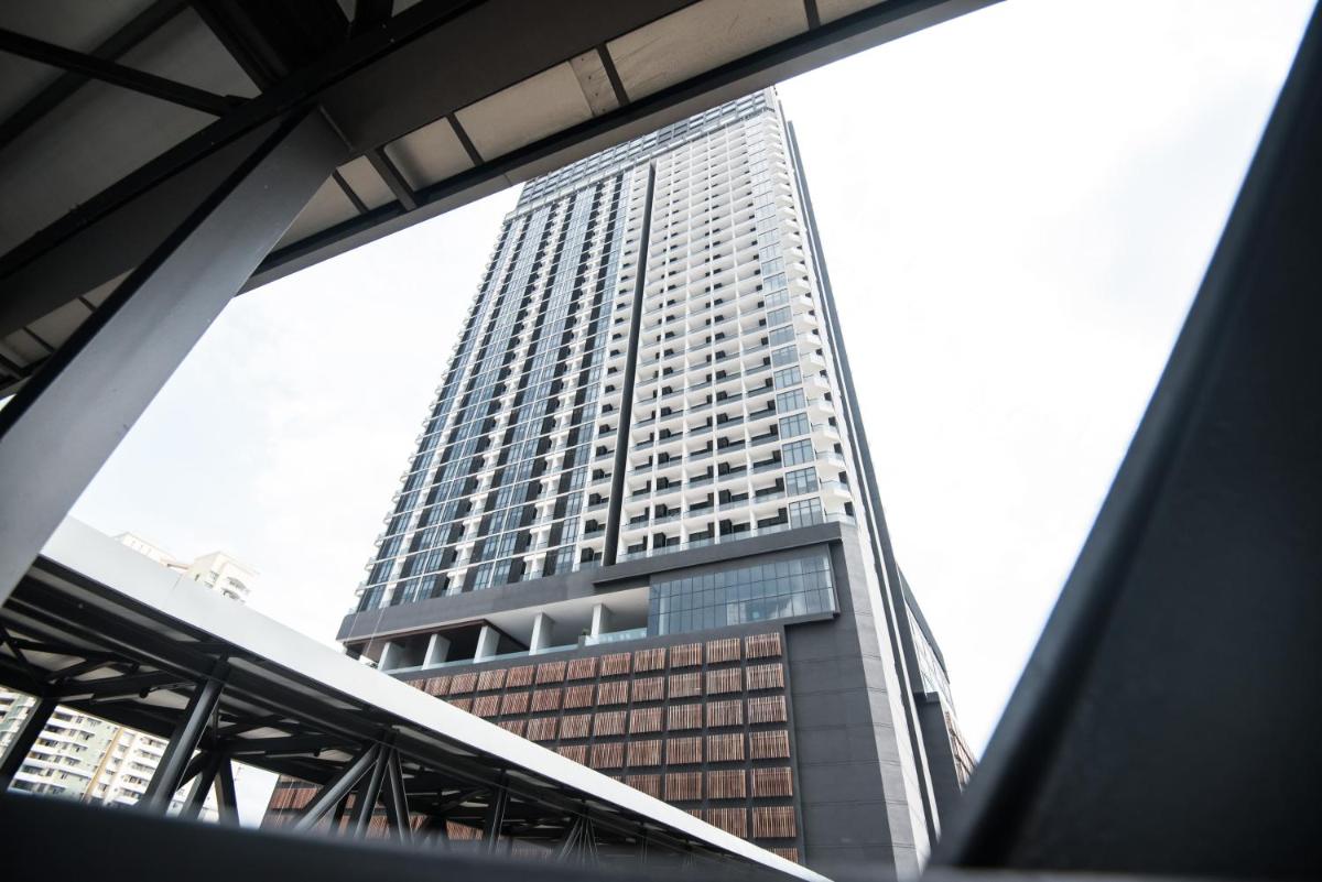 KL Sentral Bangsar Suites (EST) by Luxury Suites Asia - Housity