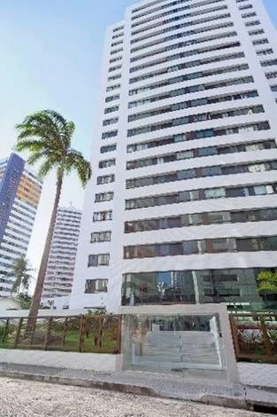 Flat em Boa Viagem - PortoMar AP 505 - Housity