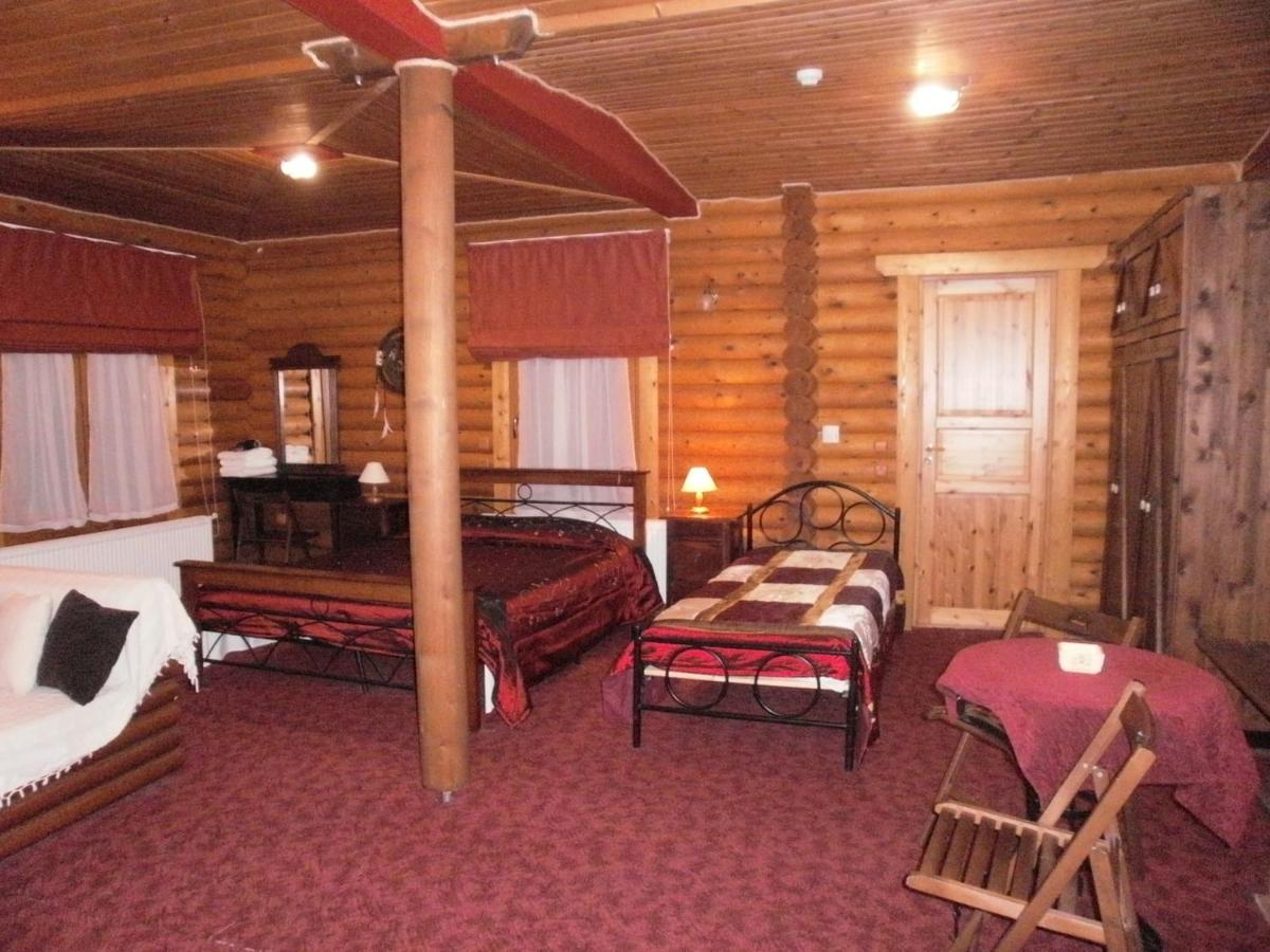 Stivakti Chalet - Housity