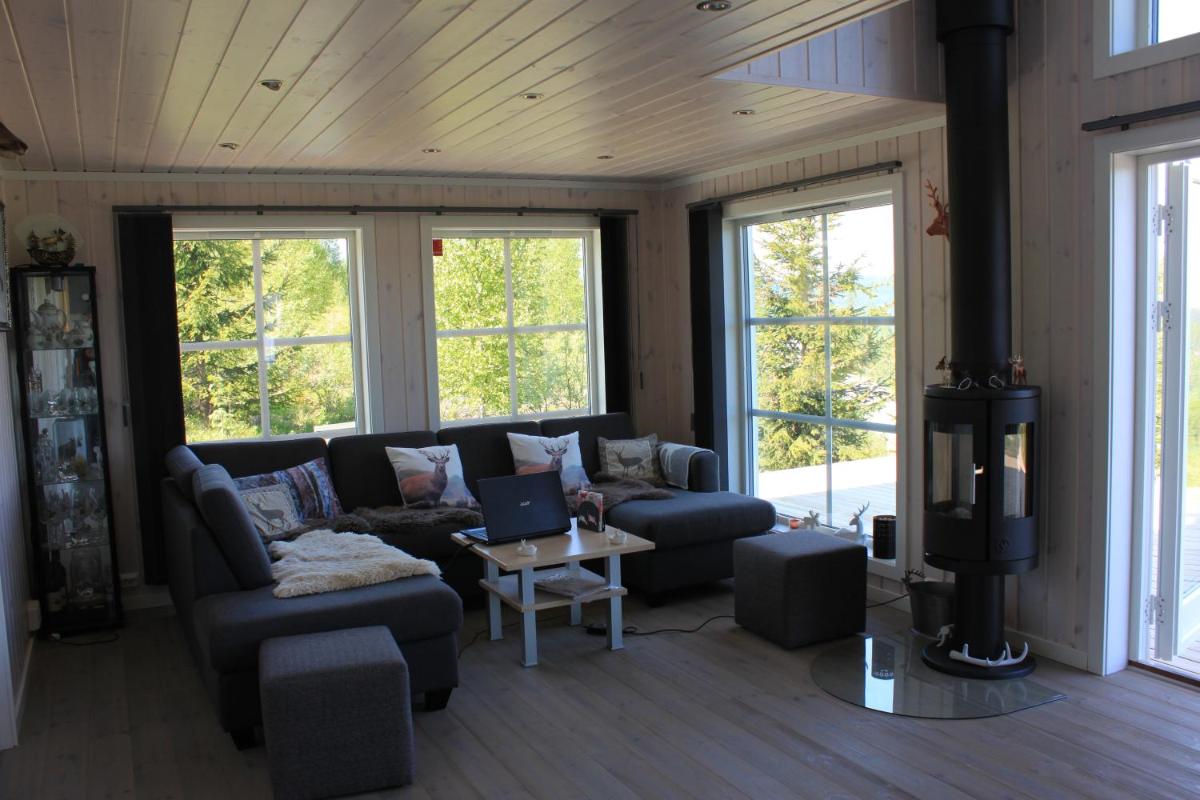 Luxury Mountain Villa - Housity