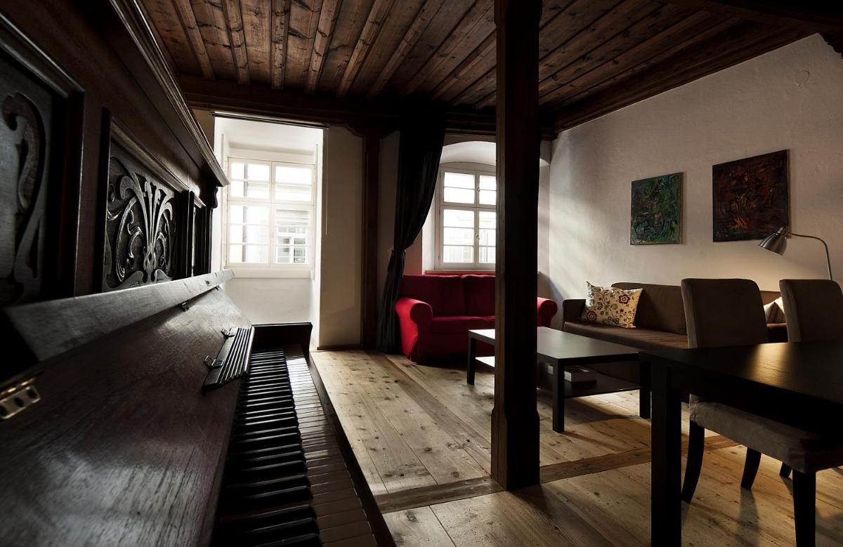Residence Fink Central Apartments - Housity