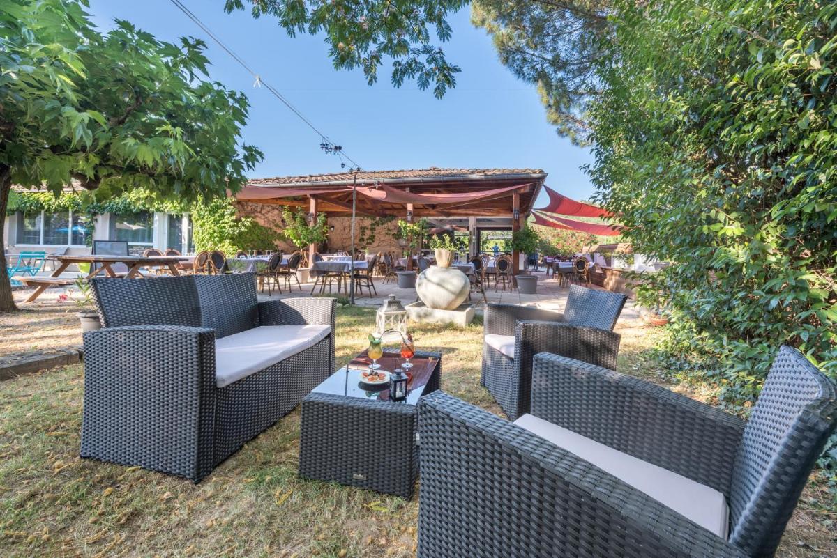 Jardin de l'établissement Le Clos des Bruyères