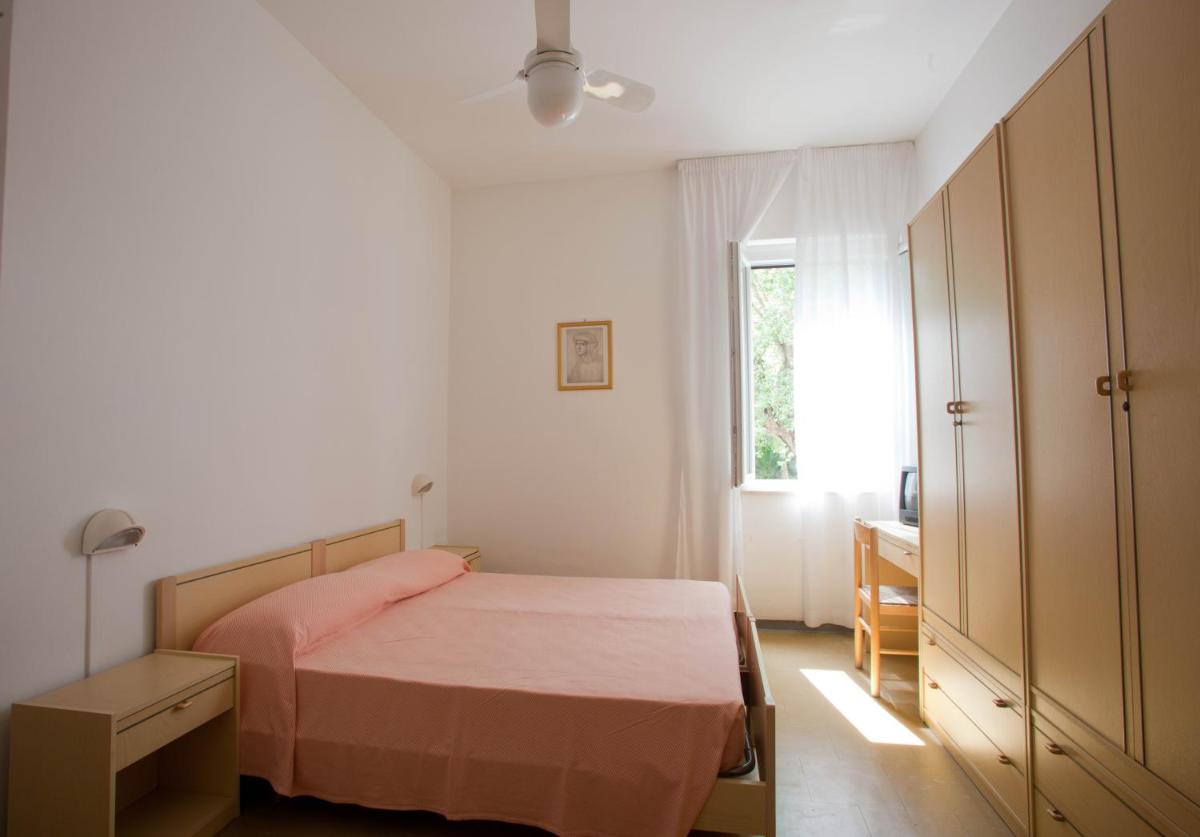 Hotel Santa Lucia - Housity