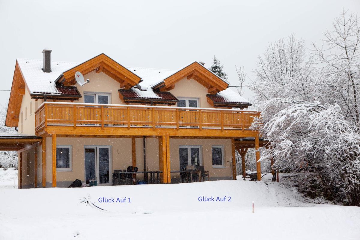 Ferienhäuser Glück Auf, Sauna, Hottubs - Housity