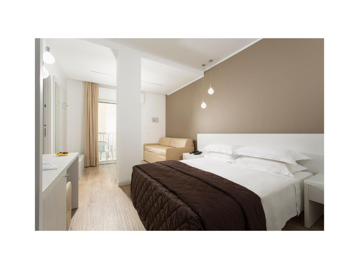 Hotel Gardenia - Housity