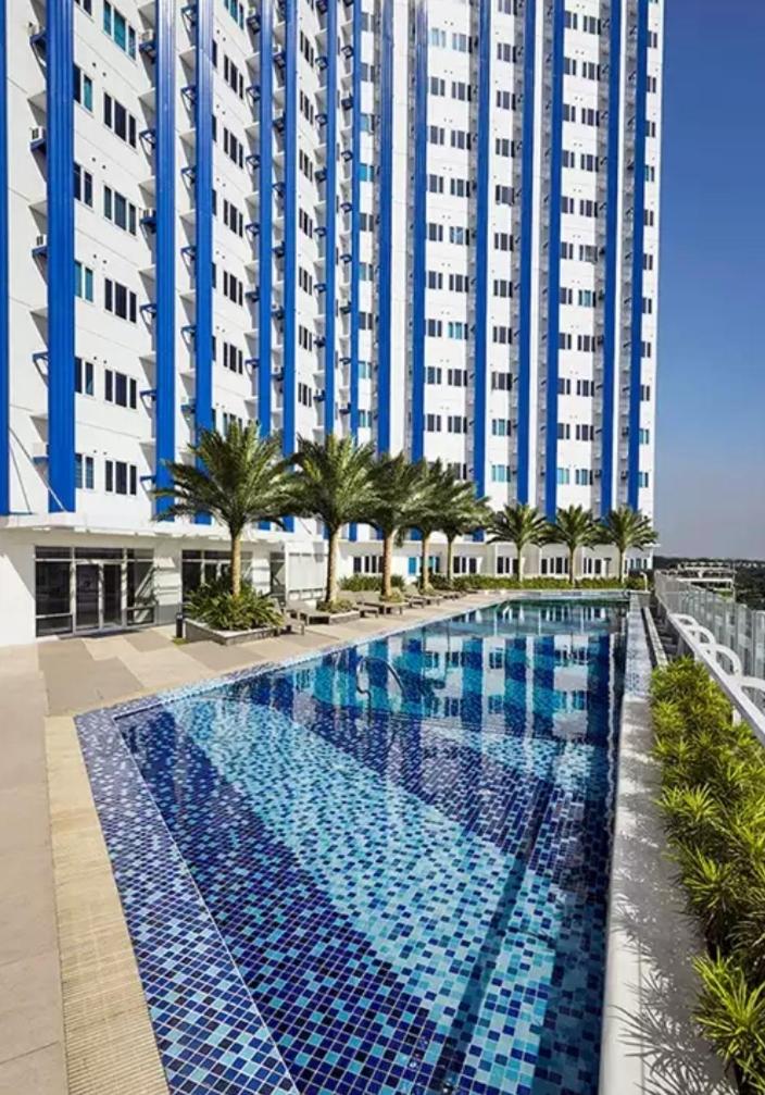 Stay Amare Blue Ateneo - Housity