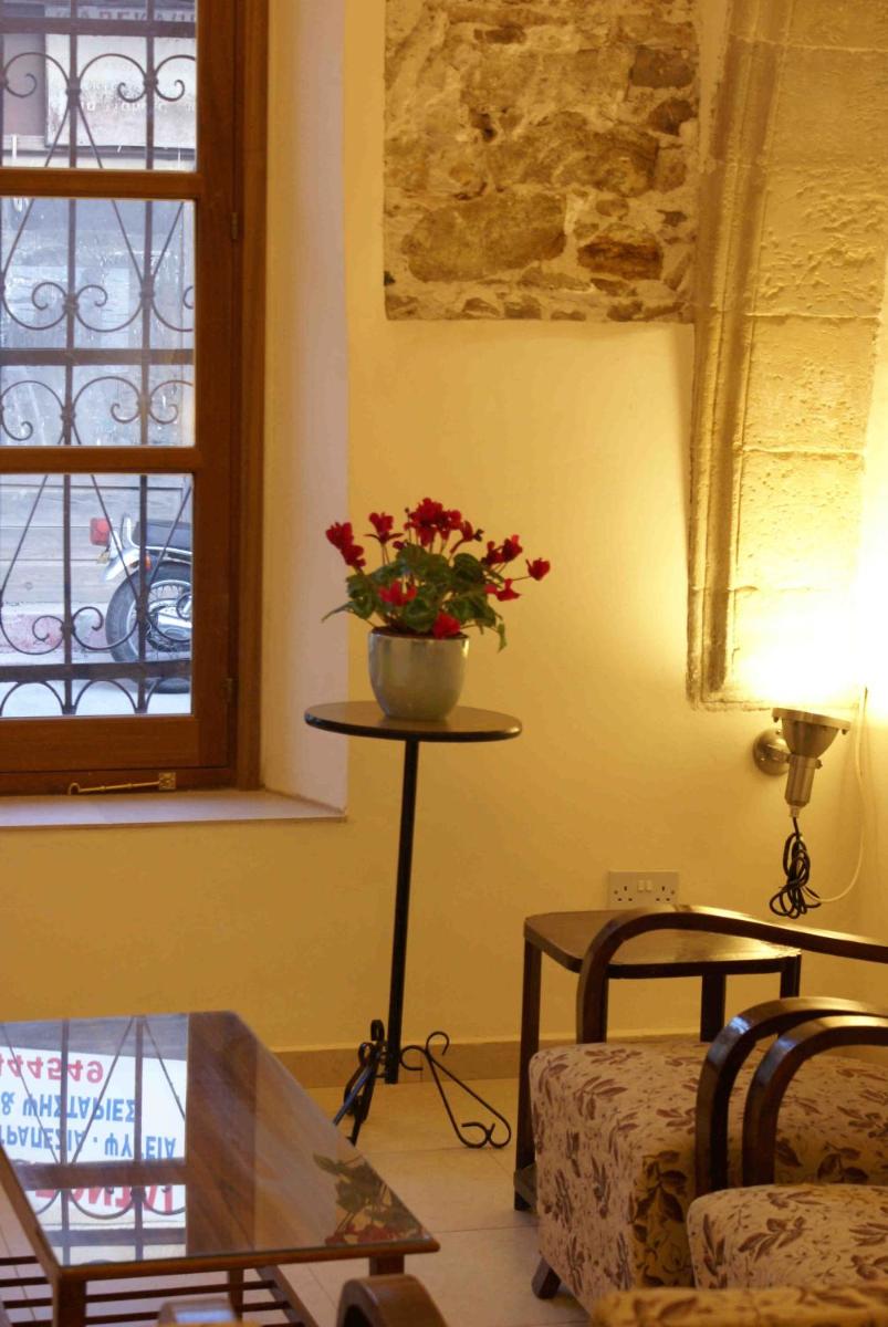Yiayia's House Limassol city - Housity
