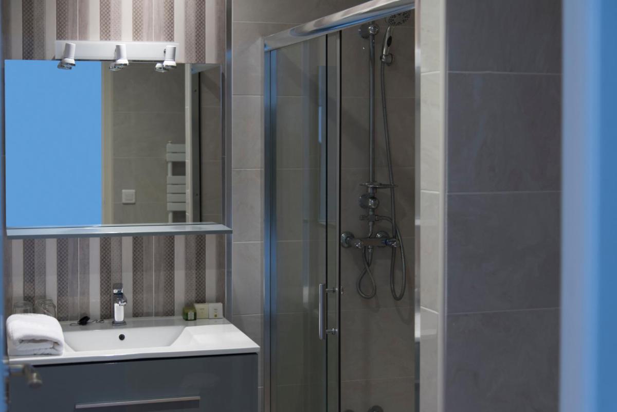 Logis Grand Hotel Pelisson - Housity
