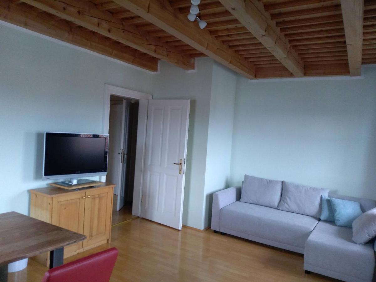 Attersee Gartenvilla - Housity