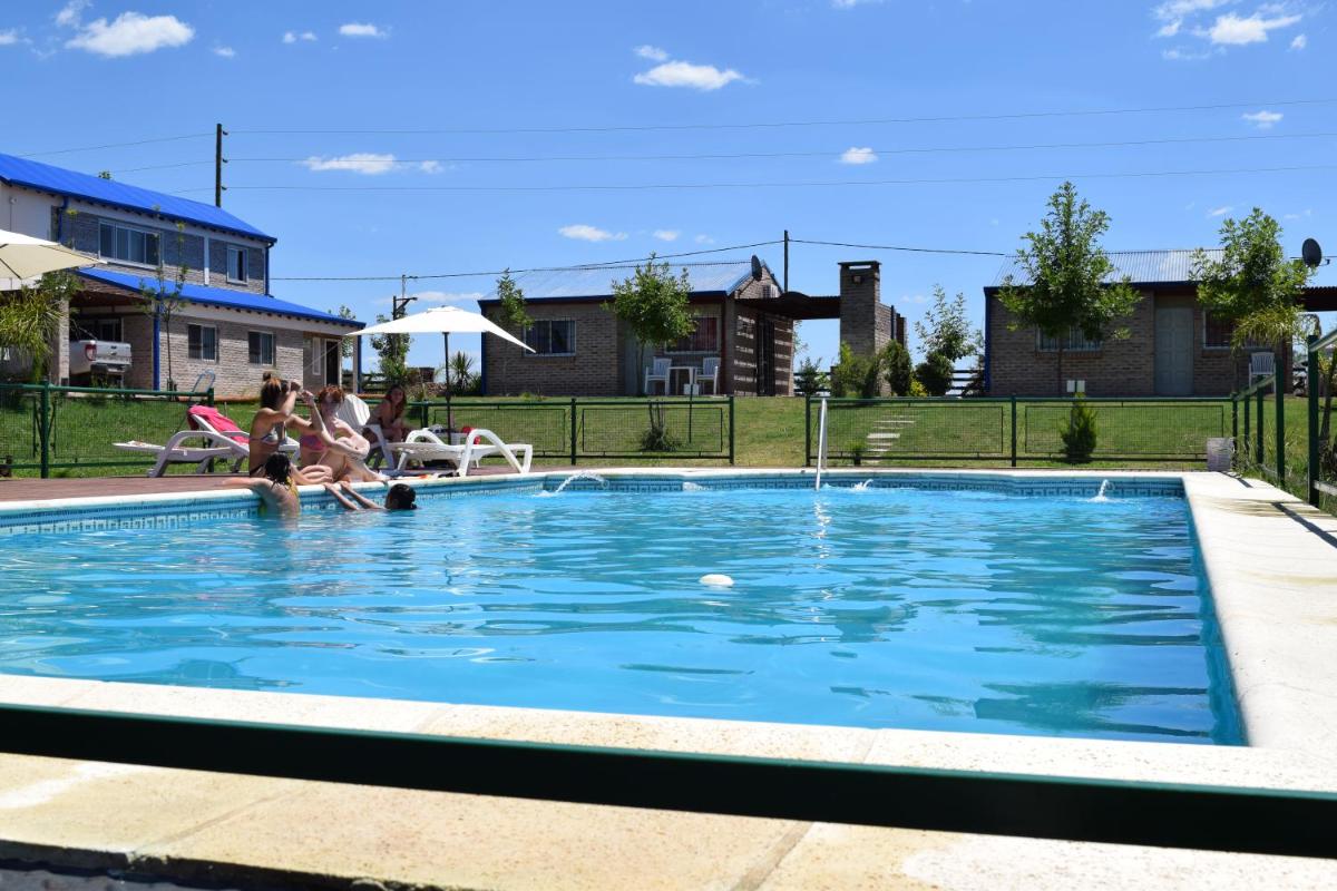 Complejo Ruca Anay (Casa de amigos) - Housity