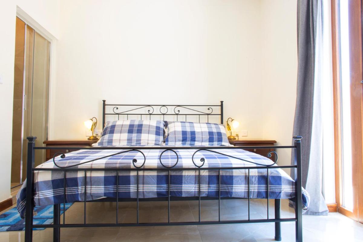 Maltese Town House Sliema - Housity