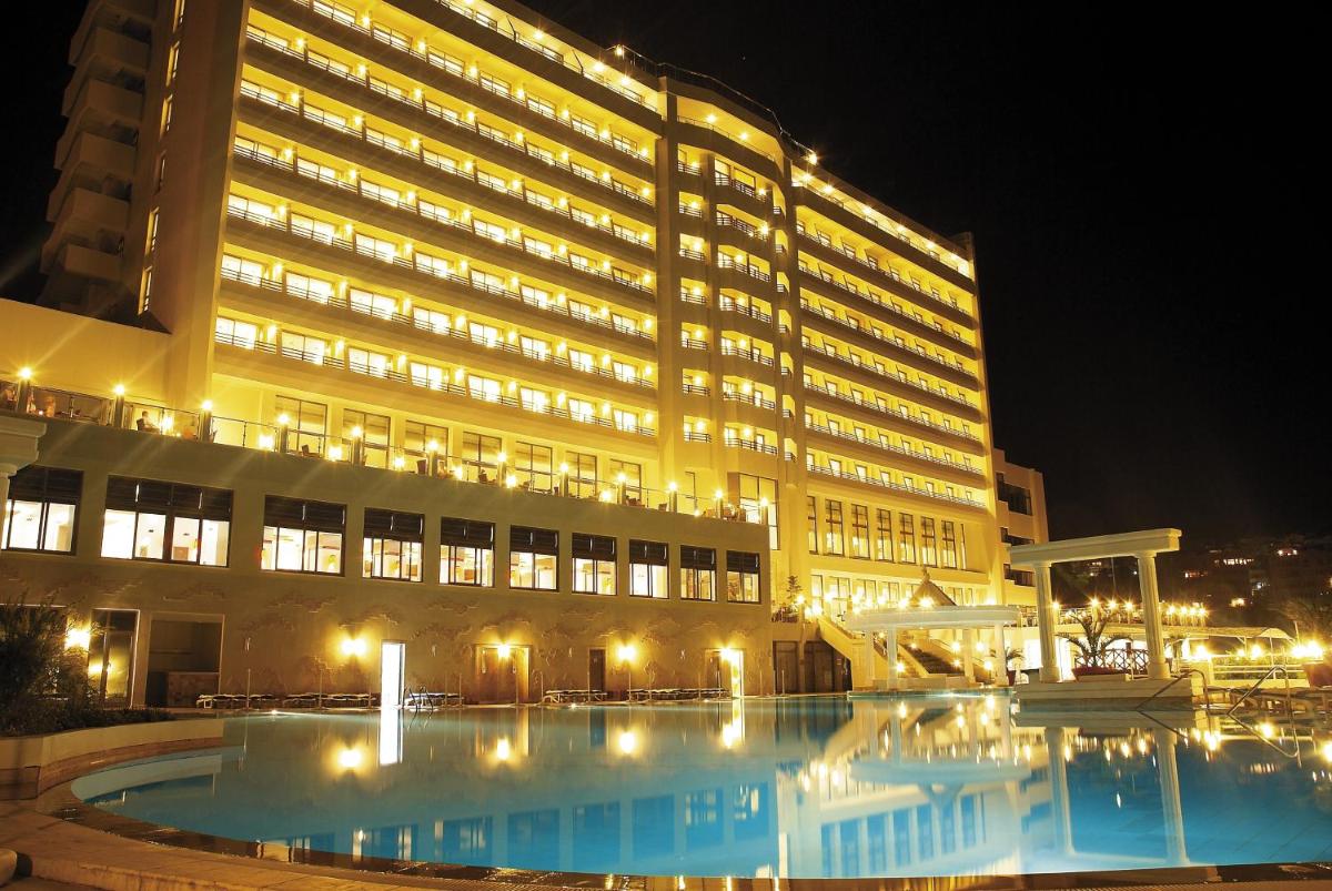 Korumar Hotel Deluxe - Housity
