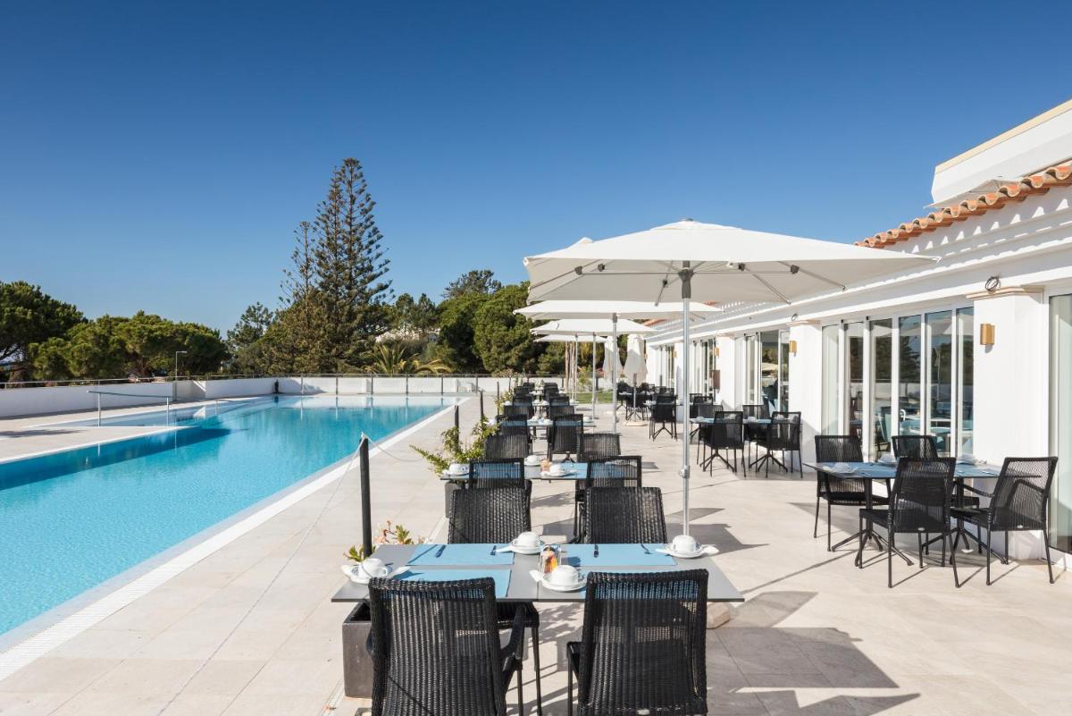 A piscina em ou perto de Dona Filipa Hotel