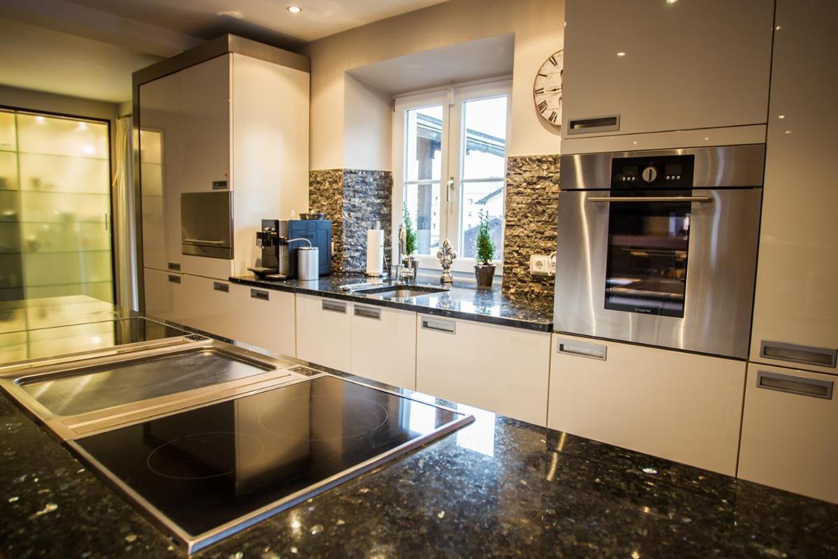 Ferienwohnung Marianne Ortszentrum für Familien 180qm - Housity
