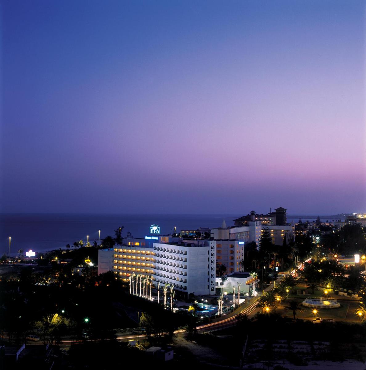 Paisaje cerca de este apartahotel