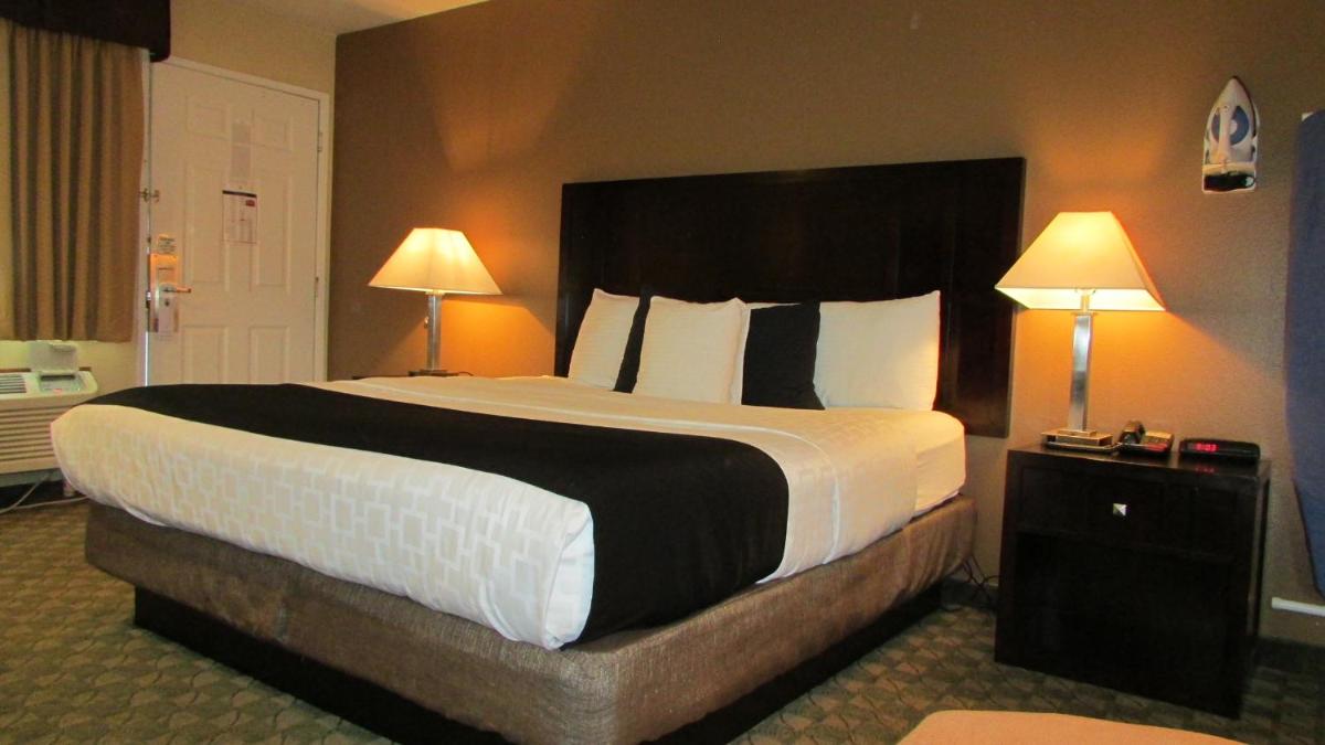 FairBridge Inn & Suites Leavenworth - Housity