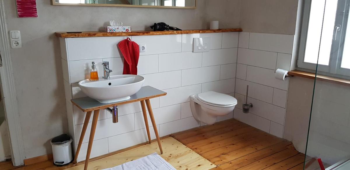 Ferienwohnung mit Traumbad - Hizvo