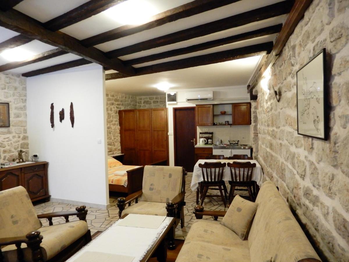 Apartment Primorac - Housity