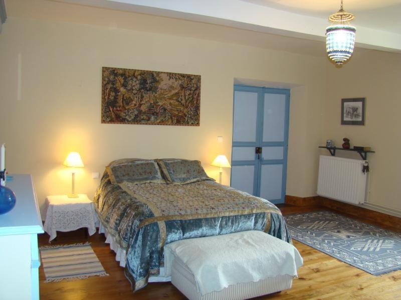 Au Balenti - Housity
